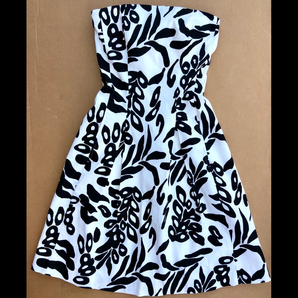 White House Black Market pattern strapless dress